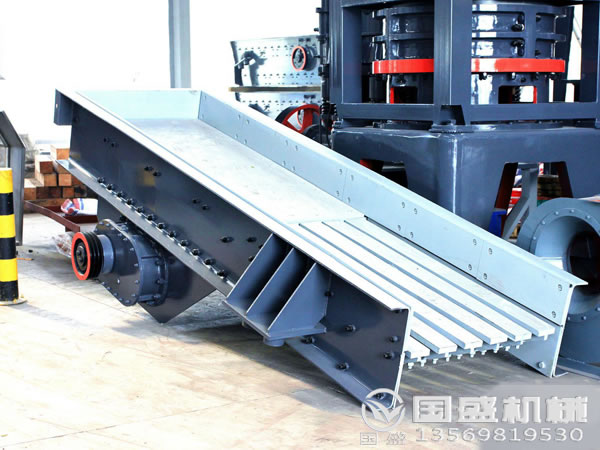 陈腐垃圾输送门型棒条筛