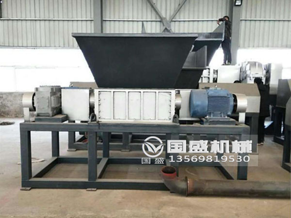 生活垃圾双轴撕碎机异常